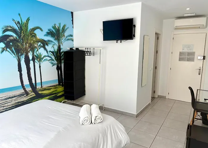 Solroom (adults Only) Торремолінос